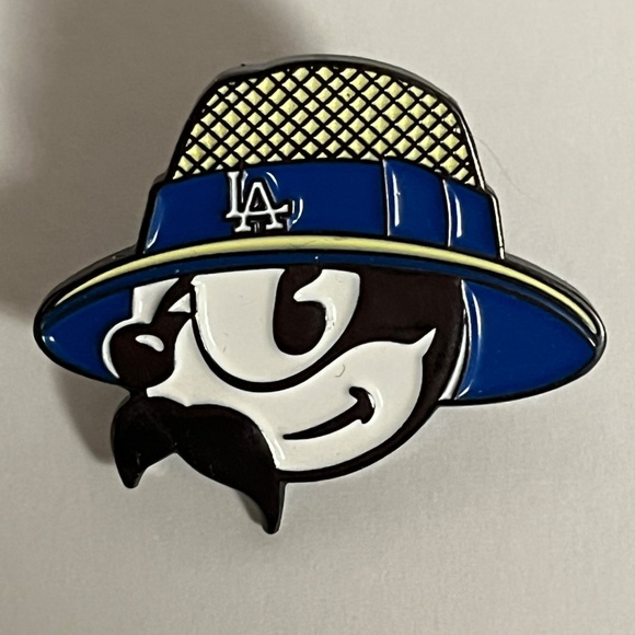 LA Dodgers Felix the Cat Hat Pin Pins Streetwear Hats Bag Fitted New Era - Picture 1 of 7